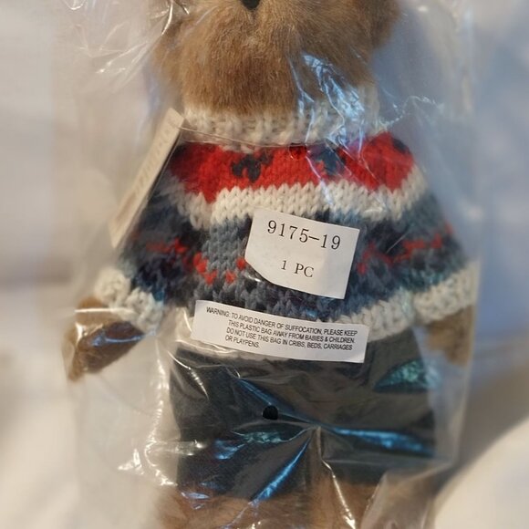 The Boyds Collection Ltd. Bailey & Friends Bear In Sweater & Pants - Picture 3 of 7